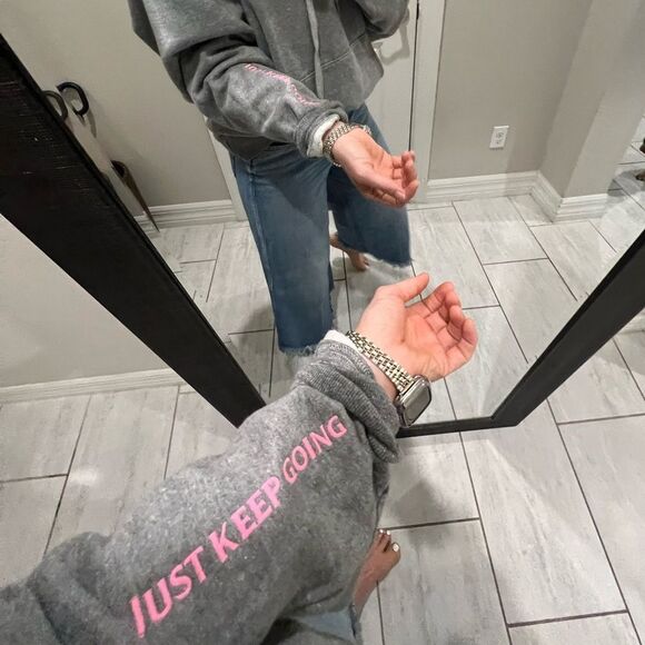 Spiritual Gangster Tops - NWT EXCLUSIVE 🩷 Spiritual Gangster SWAP SHOP Embroidered JUST KEEP GOING Hoodie
